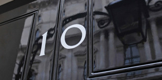 Article-DowningStreet-01-smll2024